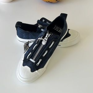 Brand new Diesel sneakers. Size 10.5/44